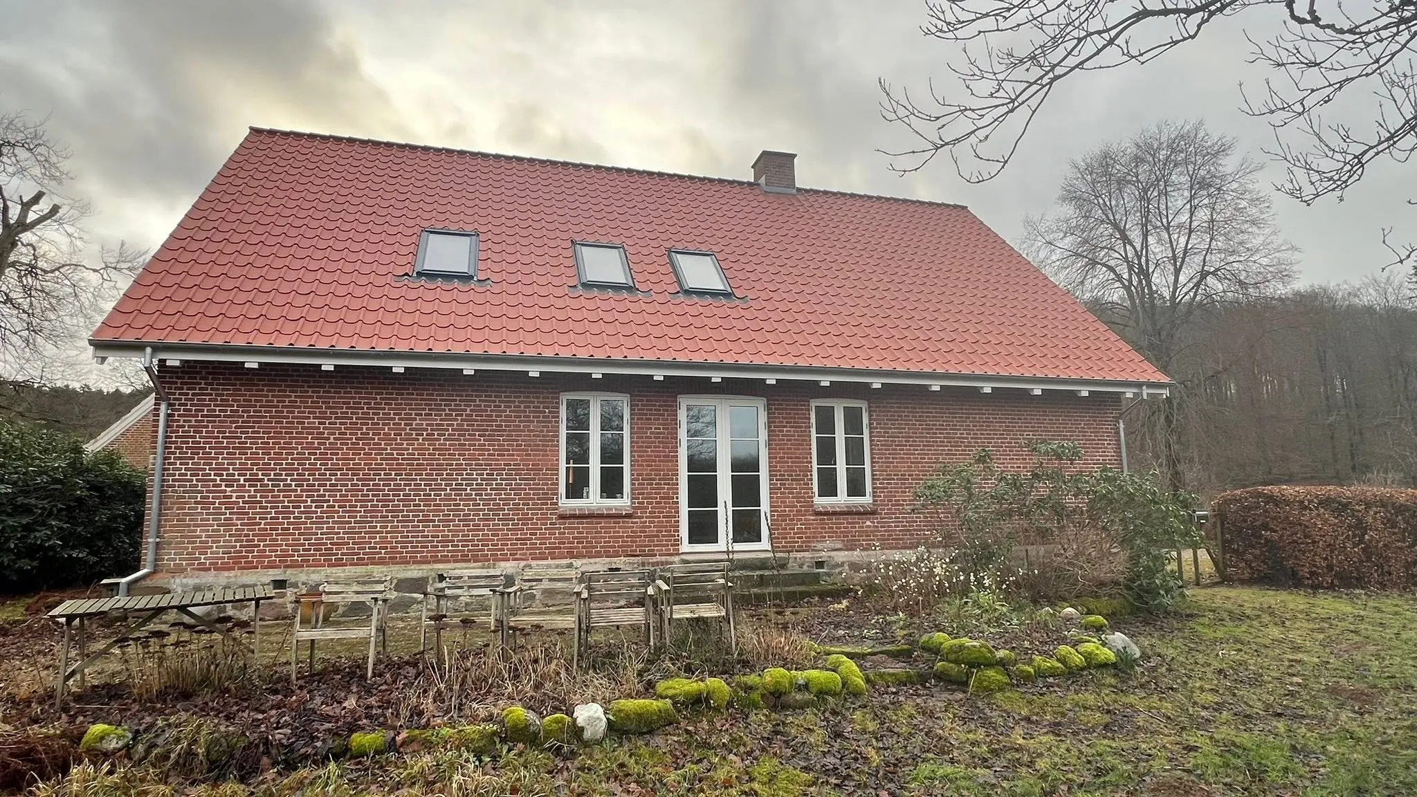 Nyt tag med røde tegl på hus i Silkeborg-området