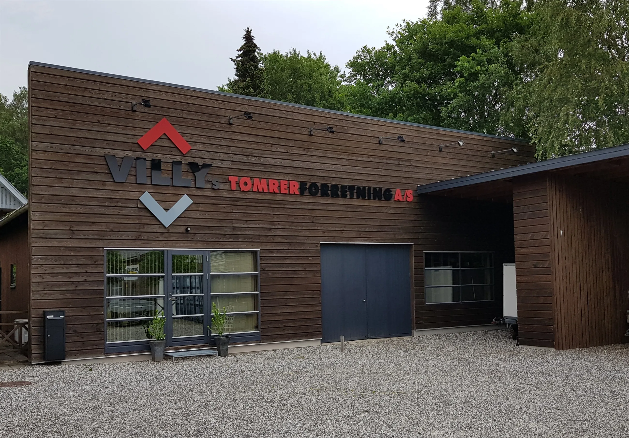 Villy's Tømrerforretning på Navervej 25 i Silkeborg